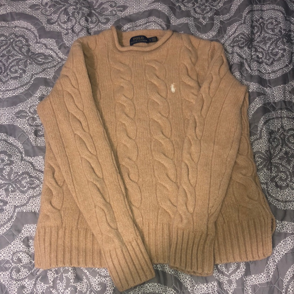 Comfy long sleeve.